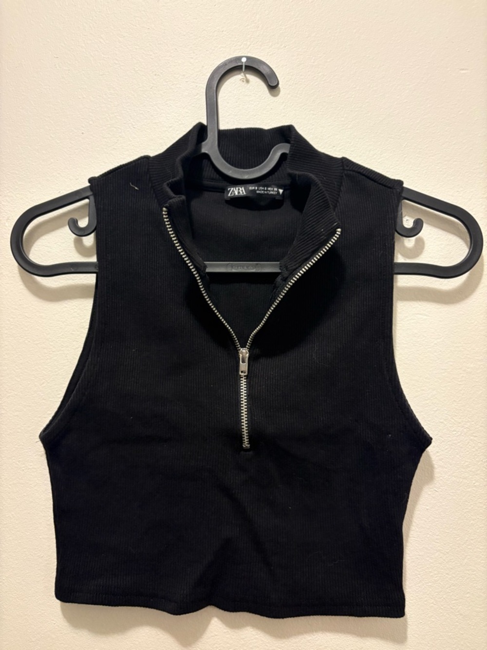 Zara Black Ribbed Zip-Up Cropped Tank